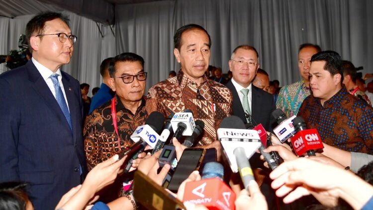 Evaluasi Peretasan PDNS, Presiden: Semua Data Nasional Harus Direkam Cadang
