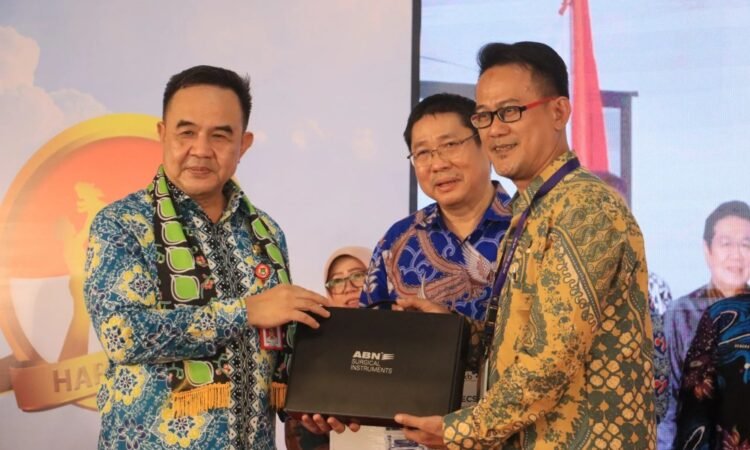 Plh Sekda Kabupaten Tangerang Sampaikan Pentingnya Program Bangga Kencana pada Peringatan Harganas di Kresek