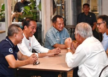 Presiden Jokowi Nikmati Malam Santai di Kafe dan Sapa Warga Lampung Tengah