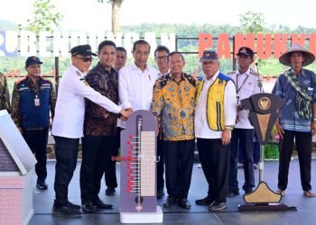 Presiden Jokowi Resmikan Bendungan Pamukkulu, Tingkatkan Ketahanan Air di Sulawesi Selatan