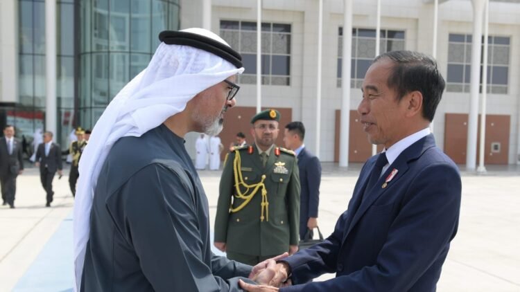 Presiden Jokowi Tiba di Jakarta Usai Kunjungan Kenegaraan ke Abu Dhabi