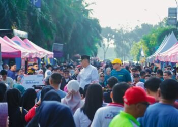 Benyamin-Pilar Bersama Ribuan Masyarakat Tangsel Ikuti Car Free Day BSD