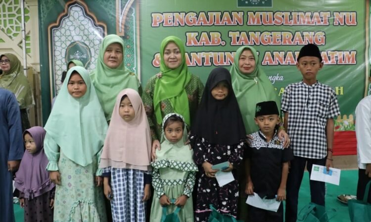Muslimat NU dan Baznas Gelar Pengajian serta Santunan Yatim Piatu