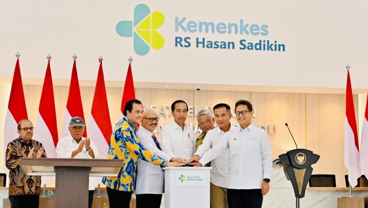 Presiden Jokowi Resmikan Gedung Pelayanan Kesehatan Ibu dan Anak di RS Hasan Sadikin Bandung