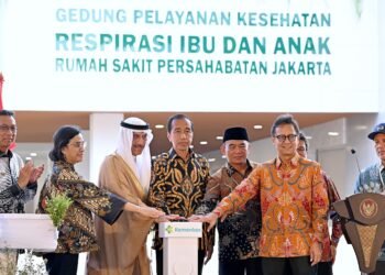 Presiden Jokowi Resmikan Gedung Pelayanan Kesehatan Respirasi Ibu dan Anak di RS Persahabatan Jakarta