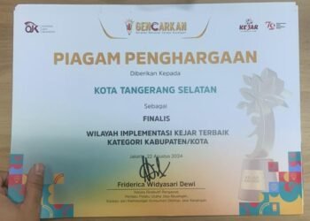 Tangsel Raih Penghargaan Kejar Award 2024 dari OJK, Benyamin Terus Galakkan Literasi Keuangan Bagi Para Pelajar