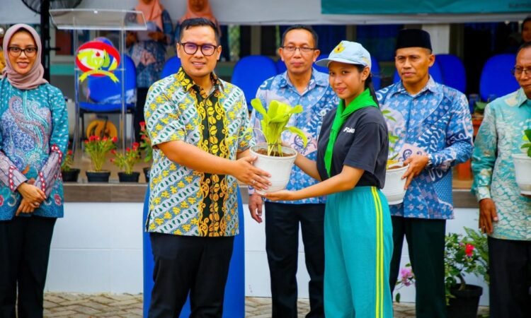 Wujudkan Generasi Peduli Lingkungan, Pilar: Adiwiyata Bukan Sekadar Gelar