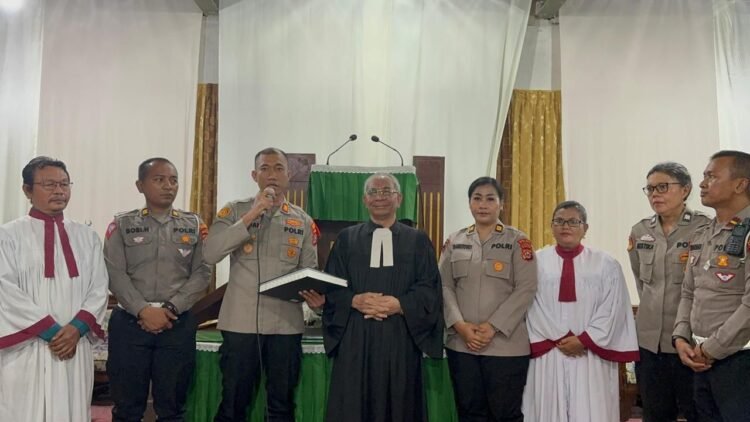 Minggu Kasih, Polda Banten Kunjungi Gereja HKBP Resort Kutabumi