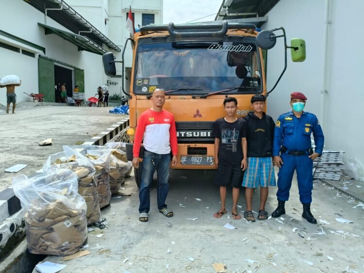 Monitoring Ketat, Polres Muara Enim Pantau Penerimaan Kotak Suara Pilkada 2024