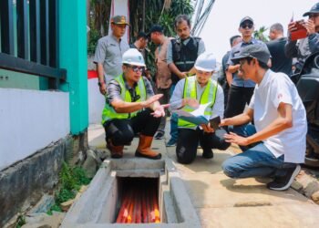 Pilar Tinjau Peningkatan Jalan, Drainase Hingga Penataan Kabel Utilitas di Kelurahan Pisangan