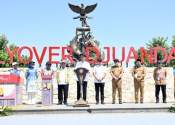 Presiden Jokowi Resmikan Flyover Djuanda, Jembatan, hingga Jalan Daerah di Jawa Timur