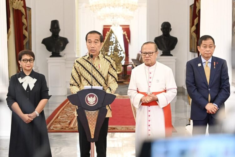 Presiden Jokowi: Selamat Datang Yang Teramat Mulia Sri Paus Fransiskus ke Indonesia
