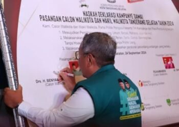 Benyamin Davnie Langsung Terjun Ke Masyarakat