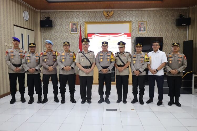 Wakapolda Banten Pimpin Serah Terima Jabatan Ka SPKT Polda Banten