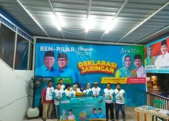 Warga Bumi Pelita Kencana Dukung Airin Rachmi Diany-Ade Sumardi dan Benyamin Davnie-Pilar Saga Ichsan