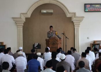 Safari Jum’at Keliling, Kapolda Banten Ajak Warga Disiplin Jaga Kamtibmas dan Awasi Kegiatan Anak Dari Kenakalan Remaja