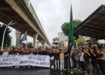 Datangi Mabes Polri, HMI Cabang Serang Minta Evaluasi dan Copot Kapolda Banten