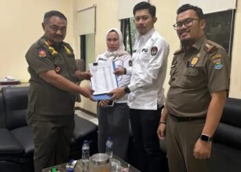 Satpol PP Kabupaten Tangerang Terima Data Calon Petugas Ketertiban TPS dari KPU