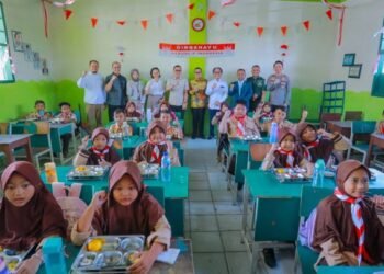 Menteri P2MI Apresiasi Makan Bergizi Gratis di Tangsel, Pilar Saga Ichsan: Kami Siap Dukung Penuh