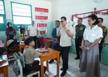 Menteri P2MI Abdul Kadir Karding: Makan Bergizi Gratis Investasi SDM untuk Mencapai Generasi Emas