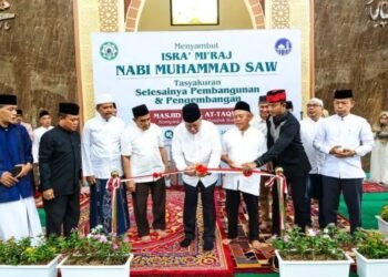 Masjid Jami’ At-Taqwa Selesai Dibangun, Benyamin Davnie: Simbol Semangat Gotong-Royong Warga