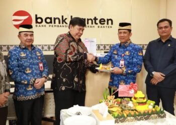 Pj Bupati Andi Ony Resmikan KCP Bank Banten di Puspemkab Tangerang