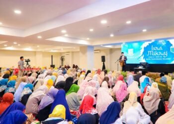 Peringati Isra Mikraj 1446 H, Benyamin Davnie: Jadikan Momen Ini Kuatkan Spiritual dan Kualitas Diri