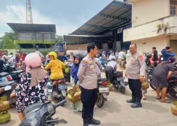 Monitoring dan pengecekan Stok Tabung Gas Elfiji 3kg di pangkalan dan Agen Wilayah Kecamatan Cibadak.