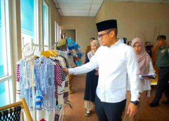 Pilar Saga Ichsan Resmikan Galeri Dekranasda dan UMKM di Pondok Aren
