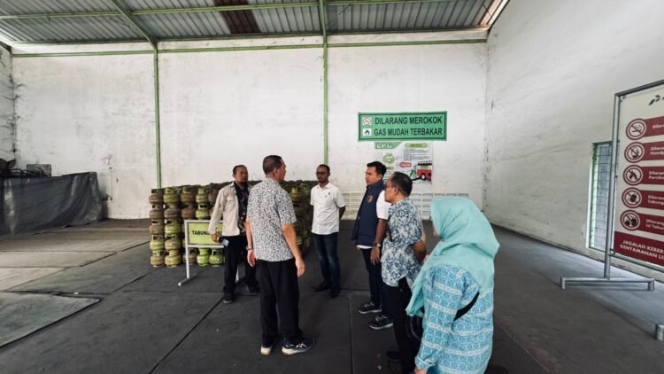 Ditreskrimsus Polda Banten Gelar Pemantauan Ketersediaan dan Harga Gas Epiji 3Kg bersama ESDM Prov. Banten dan Disperindag Prov. Banten