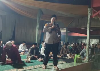 Perkuat Hubungan Ulama Umaroh, Kapolsek Panggarangan Polres Lebak Hadiri Pengajian Majlis Risalah Cinta