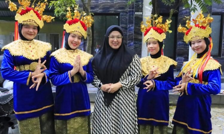 Halal Bihalal dan HUT Ke-7 FKBSS, Wabup Intan Dorong Kolaborasi Pembangunan Daerah