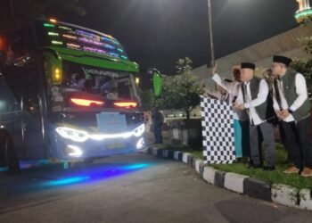 Ketua DPRD Kabupaten Tangerang Lepas Calon Jemaah Haji Kloter 4 JKG