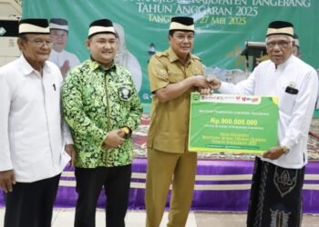 Pemkab Tangerang dan DMI Salurkan 30 Ekor Sapi Kurban untuk 29 Kecamatan