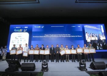 Wali Kota Benyamin Davnie Raih Penghargaan Nasional atas Komitmen dalam Mendukung Pembiayaan dan Pengembangan Sektor Air Minum