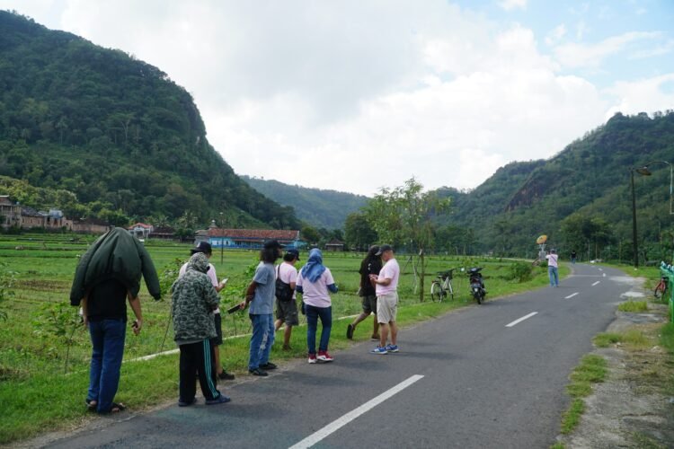 Puguh P.S. Admaja Sutradarai Film ‘Perjanjian Lama’ Garapan Elang Project