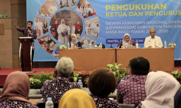 Pengukuhan Pengurus, Hj Rismawati Maesyal Rasyid Jadi Ketua Dekranasda Kabupaten Tangerang