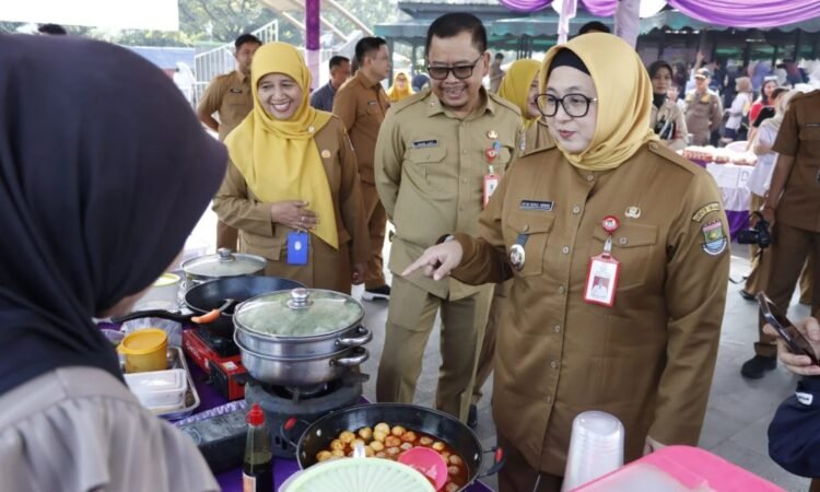 Wabup Tangerang Tinjau Gerakan Pangan Murah dan Bazar UMKM