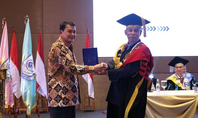 Bupati Tangerang Hadiri Wisuda dan Dies Natalis STIE PPI Tangerang