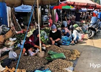 Pilar Saga Ichsan Menyamar Jadi Pembeli Saat Sidak Pasar Serpong, Serap Langsung Aspirasi Pedagang