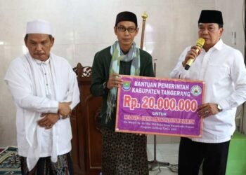 Bupati Tangerang Jumat Keliling di Masjid Jami Hidayatussolihin Desa Talok Kresek