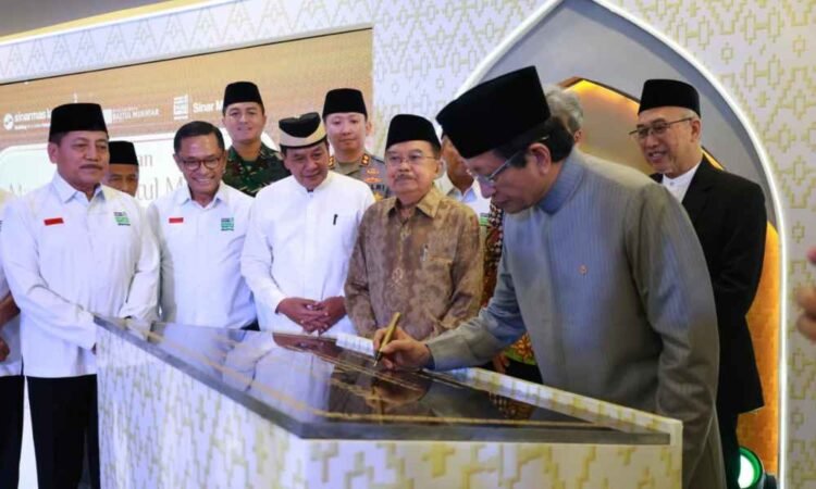 Bupati Tangerang, Menag dan Ketua DMI Hadiri Peresmian Masjid Raya Baitul Mukhtar BSD City