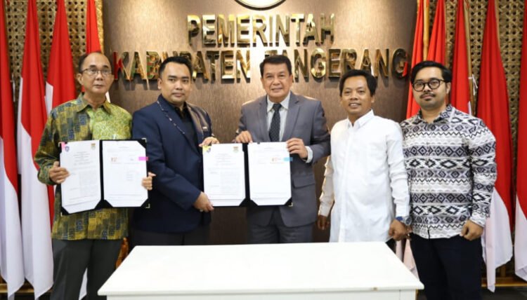 Pemkab Tangerang Teken MoU dengan Universitas Dharma Indonesia
