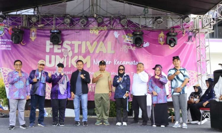 Acara Puncak Festival UMKM Ngider Kecamatan Disambut Antusias Warga Kronjo