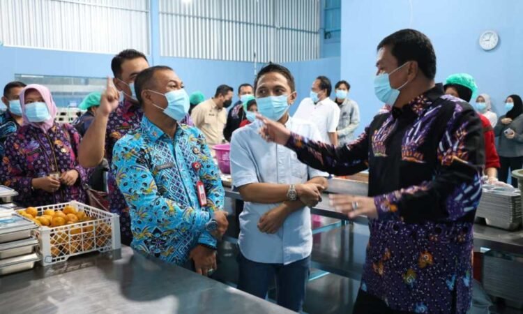 Bupati Tangerang Moch. Maesyal Rasyid Tinjau Dapur MBG SPPG Yayasan Amal Salam Pancasila