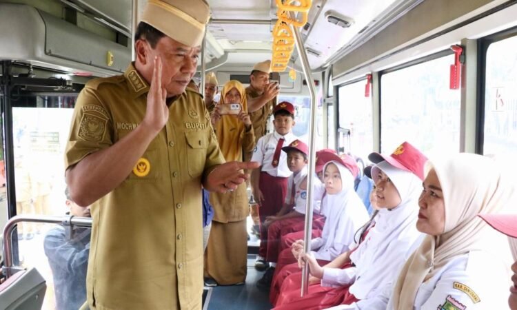 Pemkab Tangerang Tambah Empat Zona Baru Layanan Angkutan Sekolah Gratis