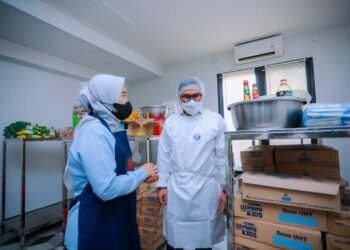 Tinjau Dapur MBG, Wakil Wali Kota Pilar Saga Ichsan Pastikan Pemkot Tangsel Akan Bantu Kelayakan SPPG