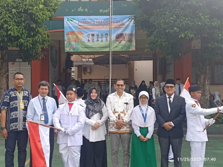 HGN 2025, Rektor UIN Jakarta Prof Asep Saepudin Jahar beri Semangat Guru Madrasah Pembangunan