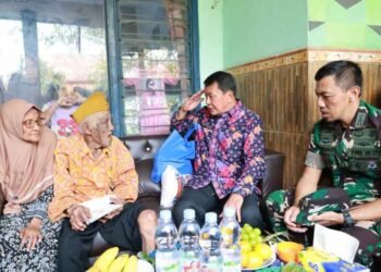 Jelang Hari Pahlawan, Bupati Tangerang Kunjungi Rumah Veteran Perang