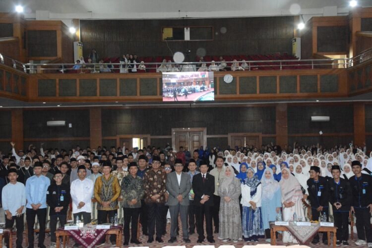 180 Mahasiswa UIN Jakarta Diwisuda sebagai Penghafal Al-Qur’an